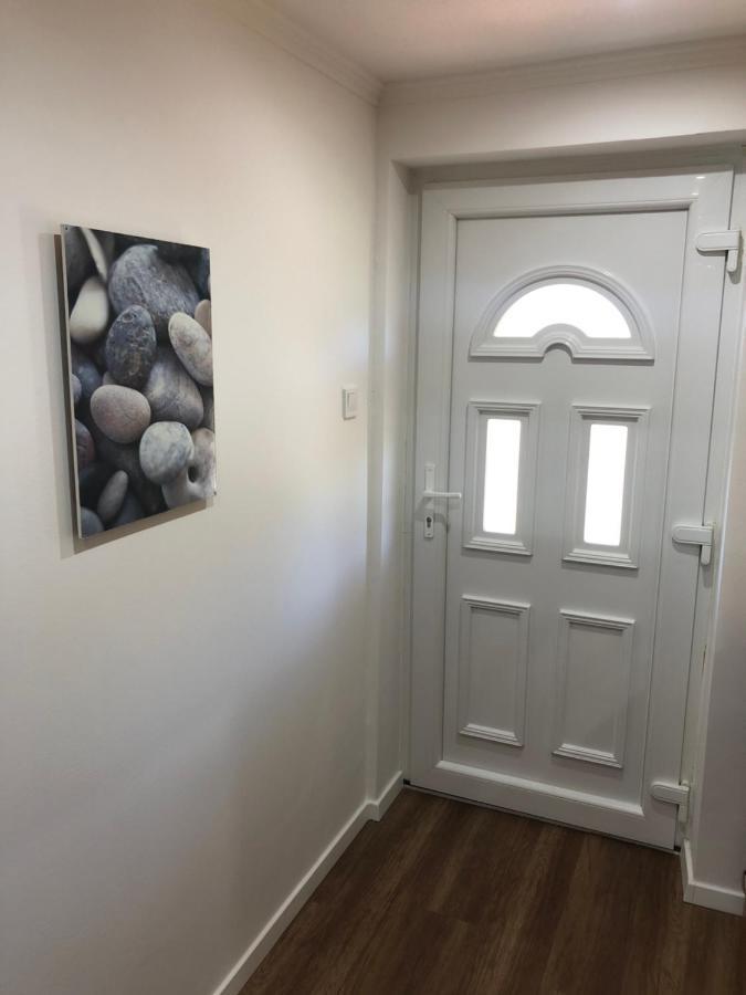 Laura-Haus Lägenhet Vonyarcvashegy Exteriör bild