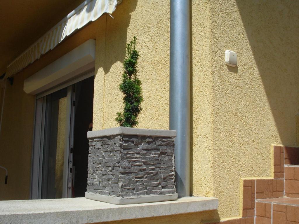 Laura-Haus Lägenhet Vonyarcvashegy Exteriör bild